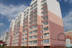 Красивый десятиэтажный дом